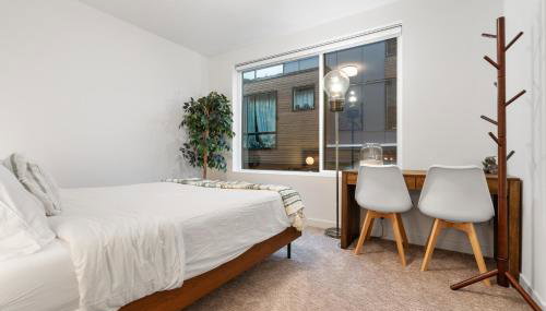 Luxe Central Home with Views & Rooftop - Foto 4