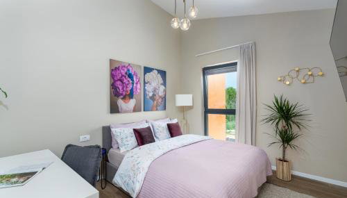 NEW stylish Casa Melisa with 2 gardens and BBQ facilities! - Foto 5