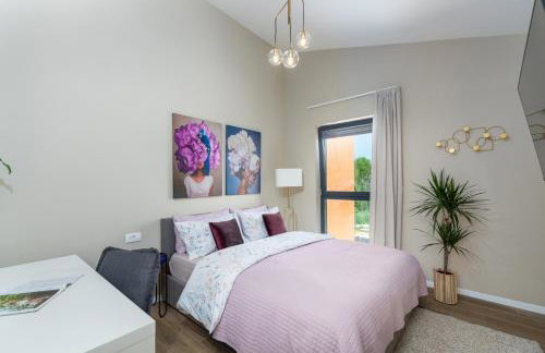 NEW stylish Casa Melisa with 2 gardens and BBQ facilities! - Foto 5