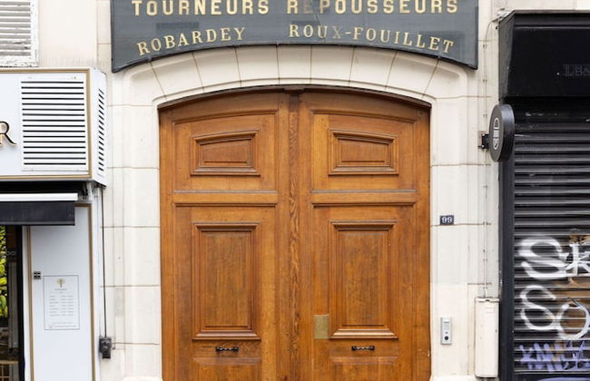 Elegance & Comfort With A/C in the Heart of 11th - Photo 21