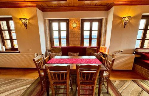 Βίτσα Πετρόκτιστο Αρχοντικό "Ιόλη" με θέα Ζαγόρι - Foto 8