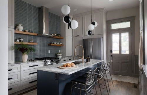 Luxury victorian 8BD 3.5Bth Game yard - Foto 1