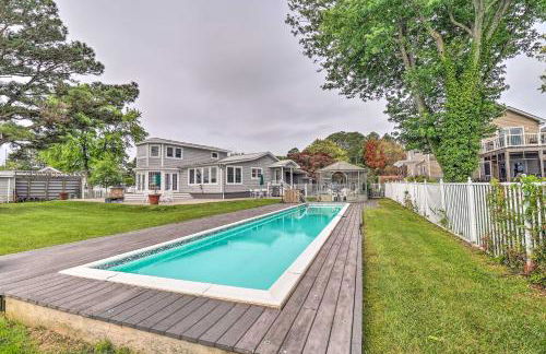 Grasonville Home with Private Pool on the Water - Foto 1