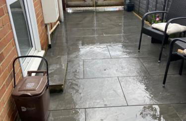 Studio Apartment - Photo 16