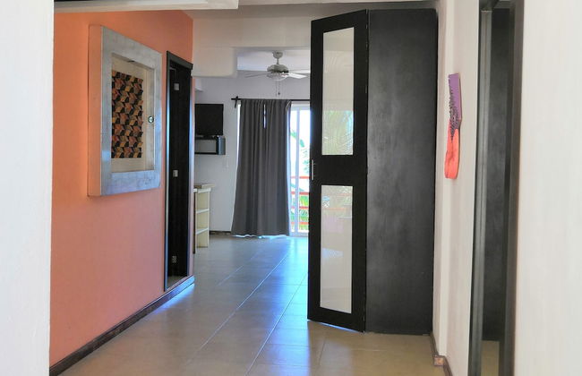 El Fuerte Beach Resort - Photo 6