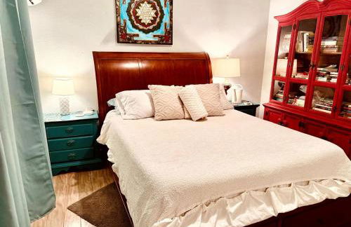 Pet Friendly Fantastic Secluded Cottage with Hot-tub in Rainbow, California - Foto 8