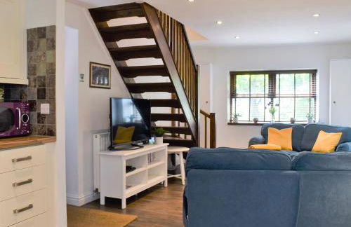 The Mouse House - Photo 3