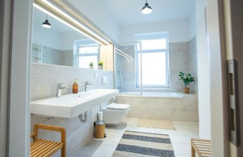 FullHouse - Halle - B2 - Daylight Bathroom - Nespresso - Foto 5