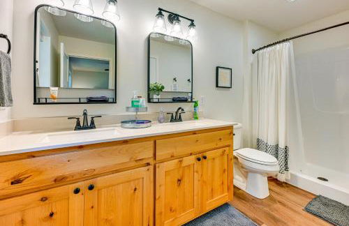 Ice Fish and Snowmobile! Home 2 Mi to Petenwell Lake - Foto 18