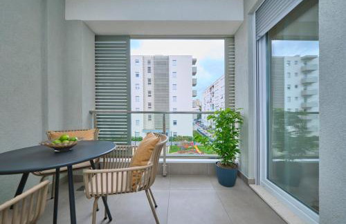 Splitful Apartment - Photo 32