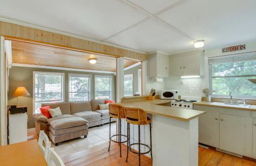 Waterfront Cabin with Private Dock on Lake Hartwell! - Foto 8