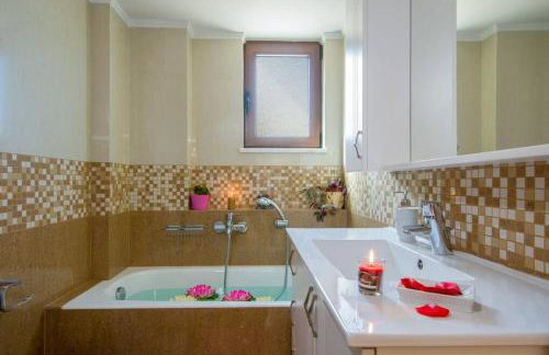 Villa Daratso with private heated pool view to the sea - Foto 57