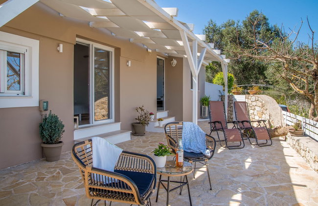 Paxos Couple House By Konnect - Photo 15
