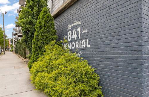 Reynoldstown Lux 2BR, Rooftop Deck, Near Beltline & Downtown, Free Parking - Foto 11