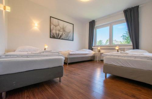 Tolstov Apartments - 1 , 3 and 4 Room Apartments - 20 min Messe DUS & Airport DUS - Foto 64