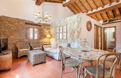 RUSTIKALPUENTE Escuelas de NIÑAS - Foto 1