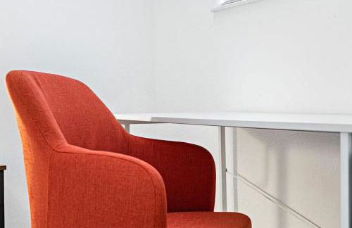 Lovely 2 BR Condo With Free Parking on Premises - Foto 19