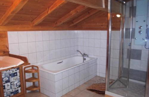 Chalet Le Rocher de la Serraz - Foto 10