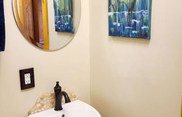 Blacktail Cabin Hideaway with hot tub - Foto 27