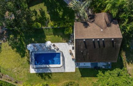 Saltwater Pool Minutes2Beaches BBQ Patio Playroom - Photo 2