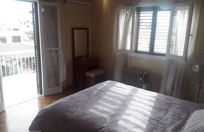 Immaculate 4-bed Apartment in Larnaca - Photo 4