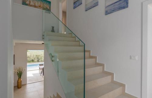 Neue und hundefreundliche Villa mit Panorama-Meerblick, Privatpool, Grillbereich, Babybett, Waschmaschine - Foto 15