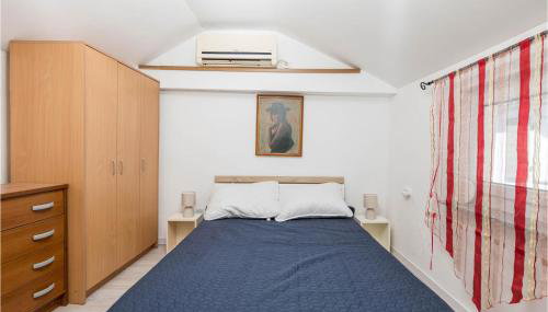 1 Bedroom Beautiful Home In Jurdani - Foto 4