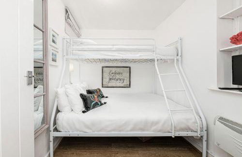 Fisherman Cottage Llanfaes near Beaumaris - Photo 11