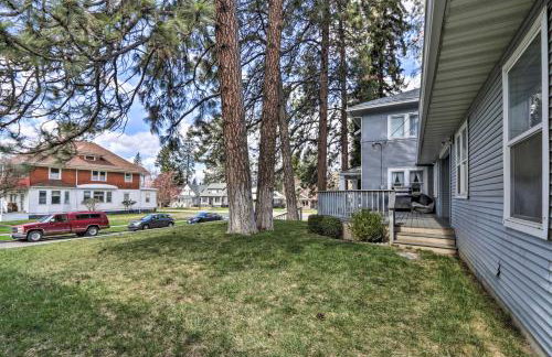 Centrally Located South Hill Apartment with Smart TV - Photo 24