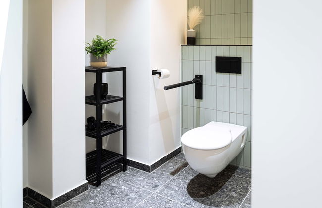 Urban Jungle Apartments - Photo 77