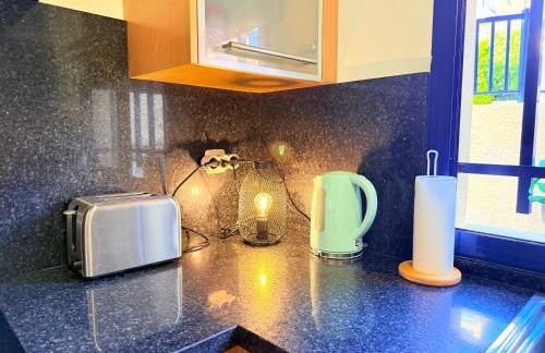 Cozy Corner Close to Beach, Golf and Shopping - Foto 17