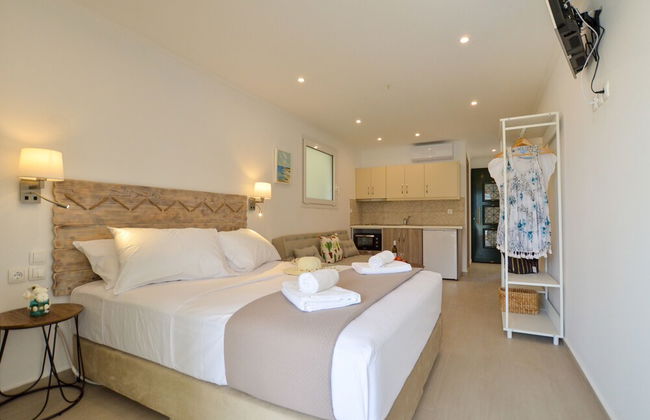 Meltemi Studios - Photo 14