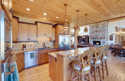 Free Spirit Ranch with Hot Tub and Mountain Views - Foto 8