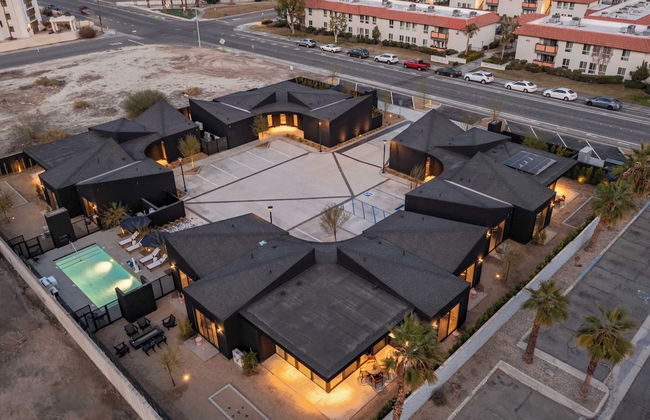 Blackhaus Suites by AvantStay – Modern Comfort in Downtown Palm Springs - Foto 18