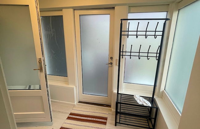 Cozy Backhouse With Large Private Garden - Foto 8