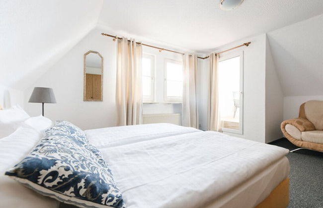 on the Sunny Slope Modern Retreat - Foto 12