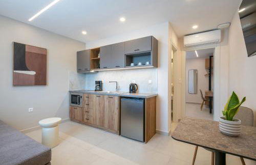 Alysos Luxurious Apartments - Photo 35