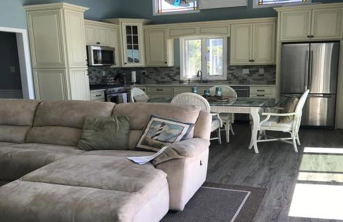 Bayfront Condo, Ship Bottom, Beach Badges, Wifi, Washer Dryer, Enjoy The Views From This 2Nd-Floor - Foto 12