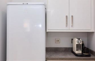 The Corner by the Castle - Photo 12