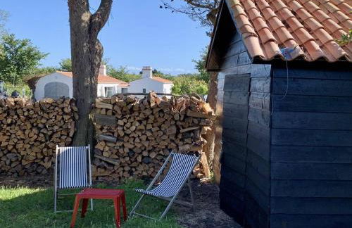 Maison rénovée près plage, 6 couchages, terrasse, BBQ, parking, internet inclus - FR-1-224B-588 - Foto 19