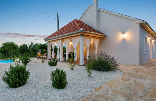 Vila Nira Radonić - Foto 38