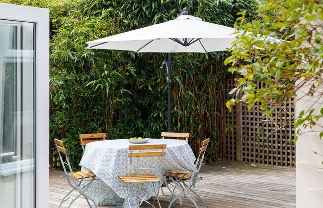 Stunning 5BR Home With Pool - 5 min to Beach - Foto 60