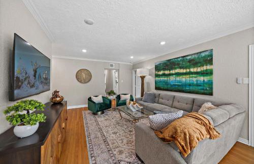 The Queen's Gambit I - Photo 20