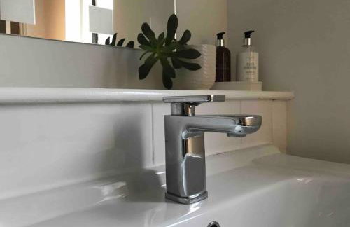 Apartment in Heart of West End- Parking Space- recent refurb- Near University and Kelvingrove Art Gallery - Foto 12