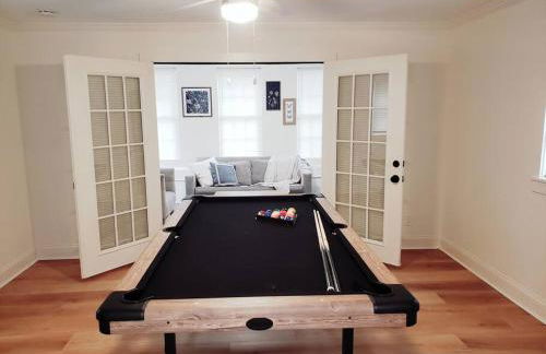 Less than 10 mins from Downtown, early checkin-subject to availability, pool table - Foto 9