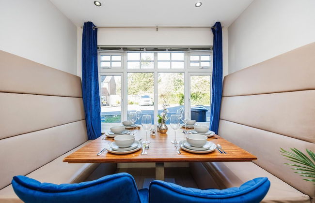 Large 4 Bed Townhouse in Uxbridge Sleeps 9 - Foto 19