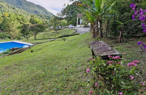Chácara em Nova Friburgo (espaço inteiro) - Foto 21