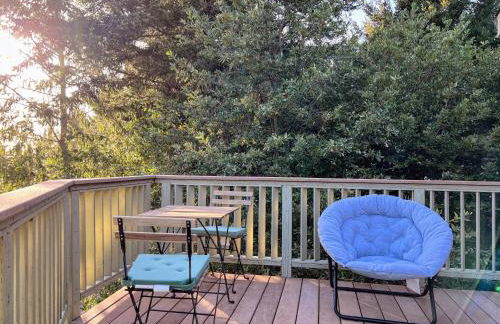 Contemporary House with Ocean View Decks - Foto 23