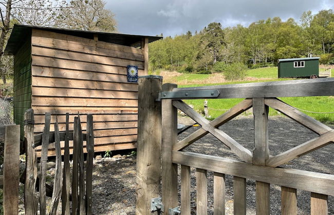 Cosy Woodland off Grid Shepherds Hut - Rowan - Foto 15
