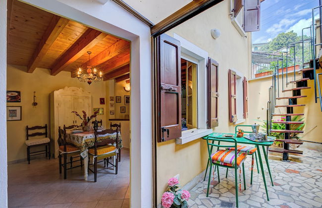 Ory House- Gardone Center & 500m Lake - Photo 23